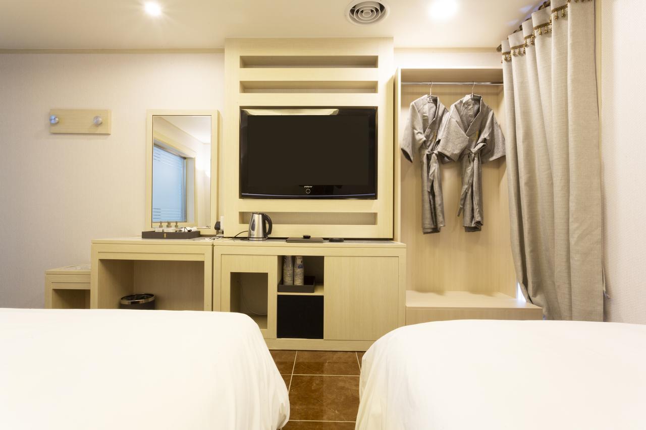 Tirol Khách sạn Seoul